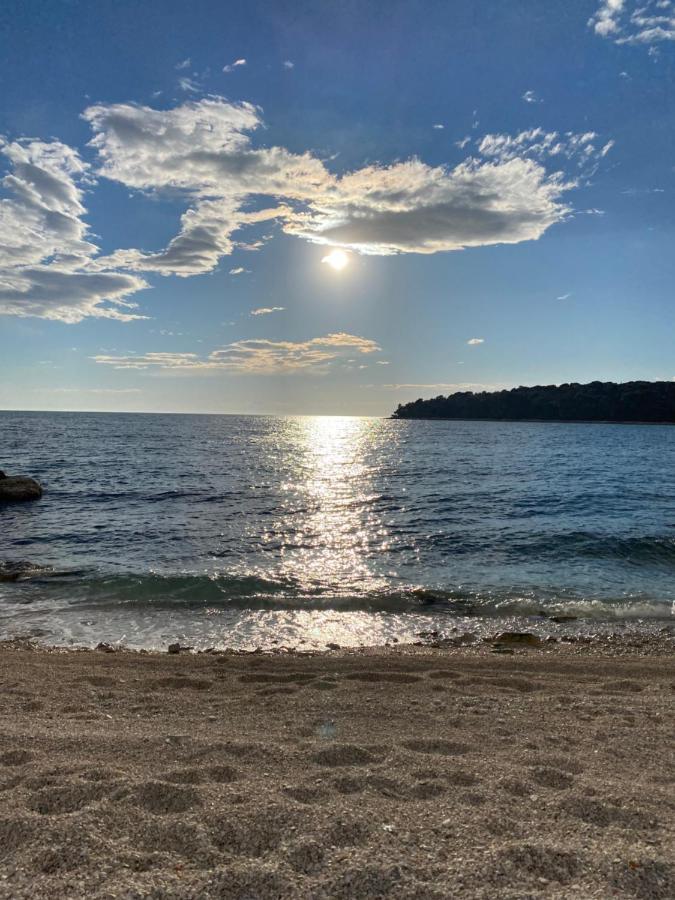 Mobile Home Biondina Camp Porton Nature Hideouts Rovinj Exterior photo